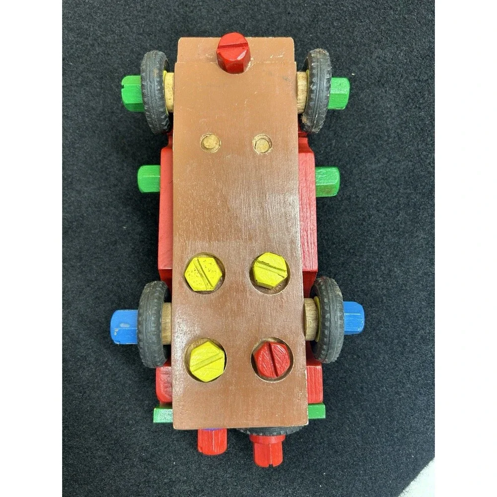 Vintage Wooden Happy Land Take Apart Jeep Nuts And Bolts Xtra Parts B-17